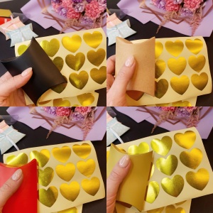 Наклейки 12 сердец