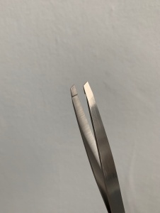 Пинцет YOKO SP 008 Пинцет  (матовый) скошенные кромки